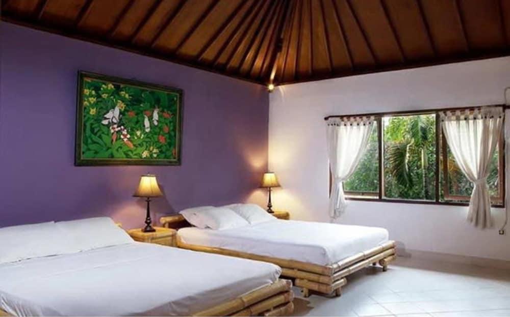 يولي بانجالوز