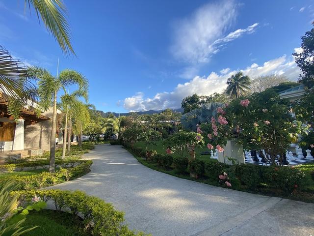 بارايسو رينفوريست آند بيتش هوتل