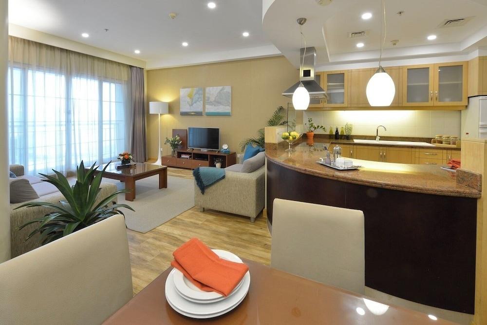 مسك الفاتح البحرين