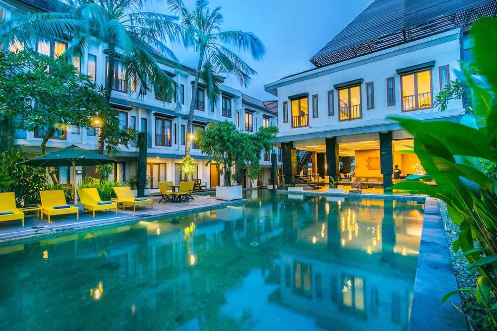 كاسا بادما سويتس ليجيان