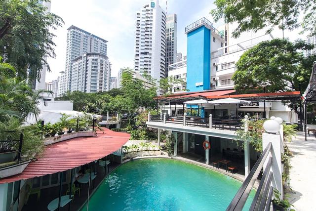 لودج باراديز هوتل