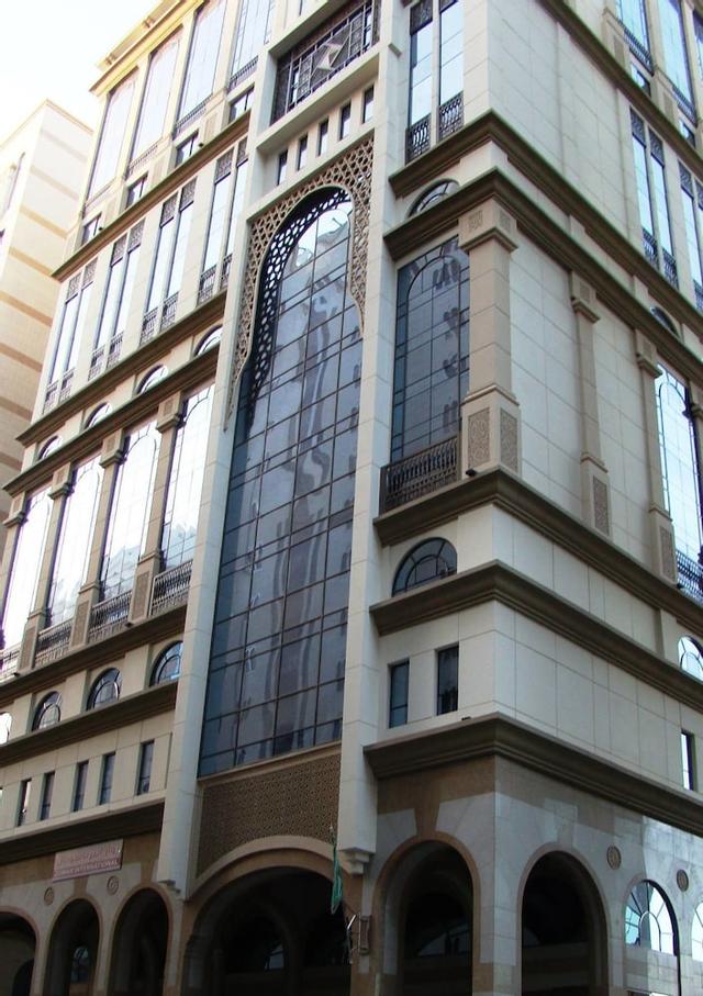 فندق زوار العالمي