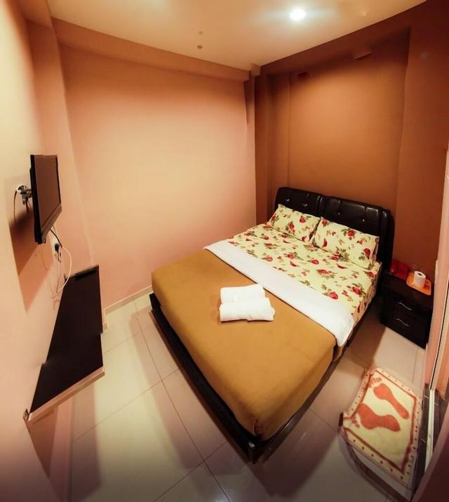 فانكي كريب هوتل