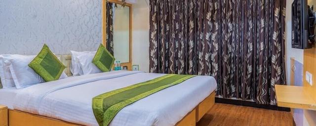 سيفين سيرفيسد أبارتمنتس، وورلي