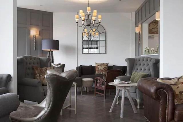 ذا جانيت إن