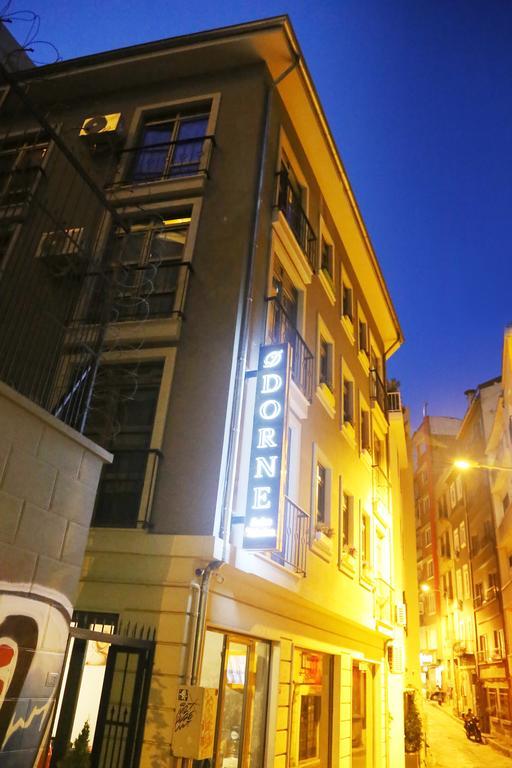 دورني سويت تاكسيم هوتل