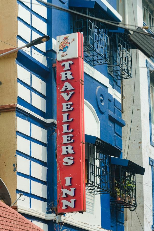 ترافيلرز إن مومباي