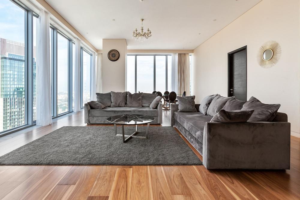 موسكو سيتي 74 فلور